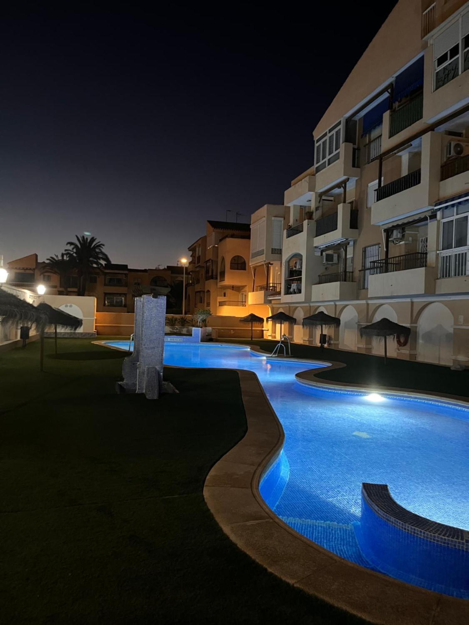 Bonito Apartamento Roquetas de Mar Exteriör bild